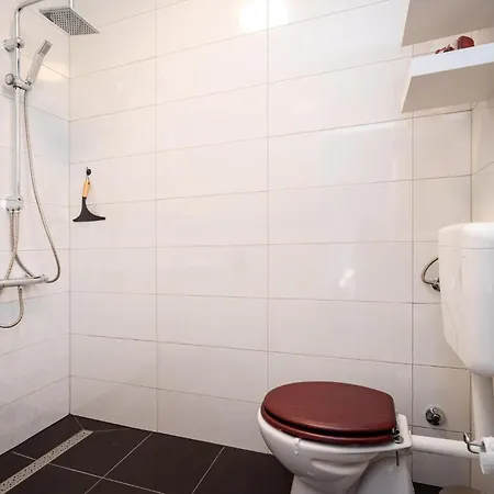 Holiday home 3 Bedroom Cozy In Brisevo